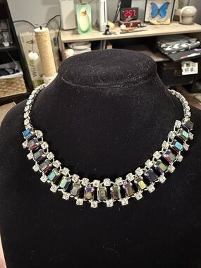 Coro Aurora Borealis 50s / 60s Rhinestone Necklace - Women Costume Jewelry